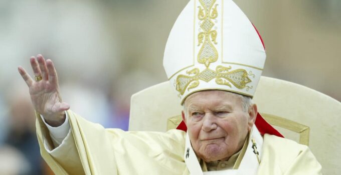 50 frases religiosas del Papa Juan Pablo II